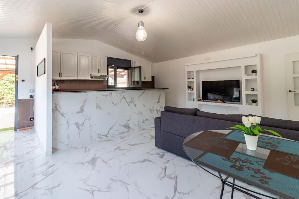 Viloví de Oñar Casa Rural Con Piscina Privada, Barbacoa, Wifi Y Parking Incluido מראה חיצוני תמונה