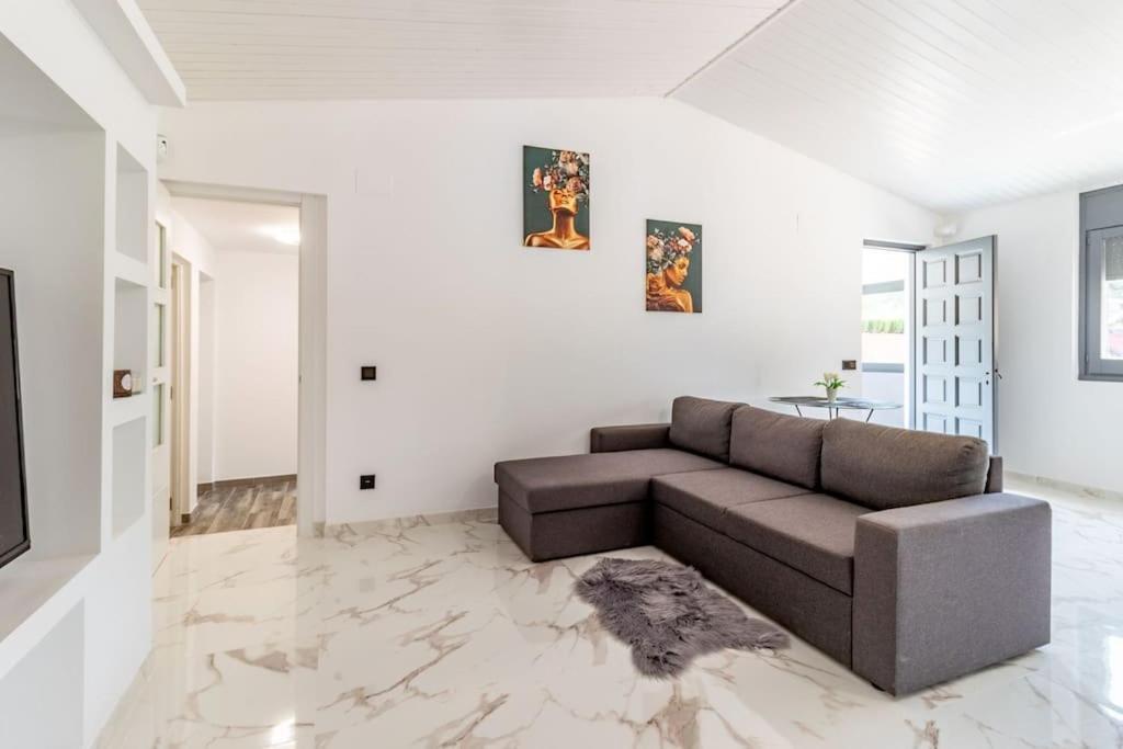 Viloví de Oñar Casa Rural Con Piscina Privada, Barbacoa, Wifi Y Parking Incluido מראה חיצוני תמונה