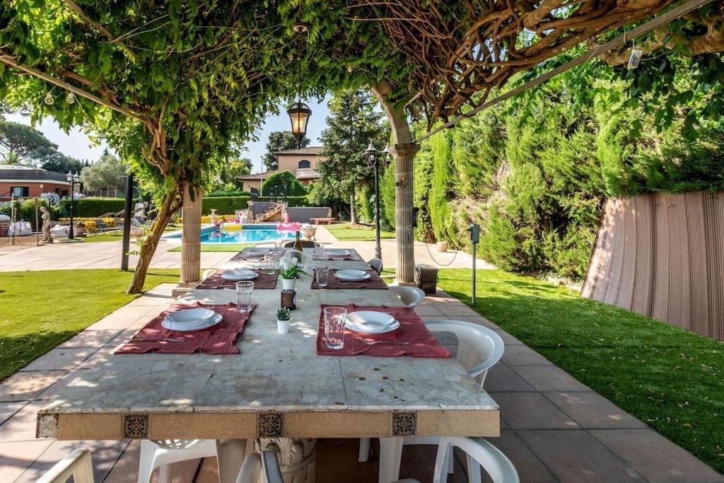 Viloví de Oñar Casa Rural Con Piscina Privada, Barbacoa, Wifi Y Parking Incluido מראה חיצוני תמונה