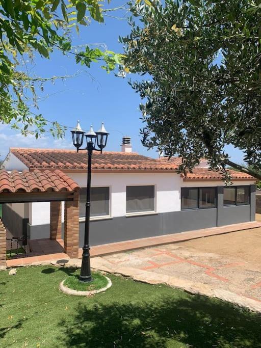 Viloví de Oñar Casa Rural Con Piscina Privada, Barbacoa, Wifi Y Parking Incluido מראה חיצוני תמונה